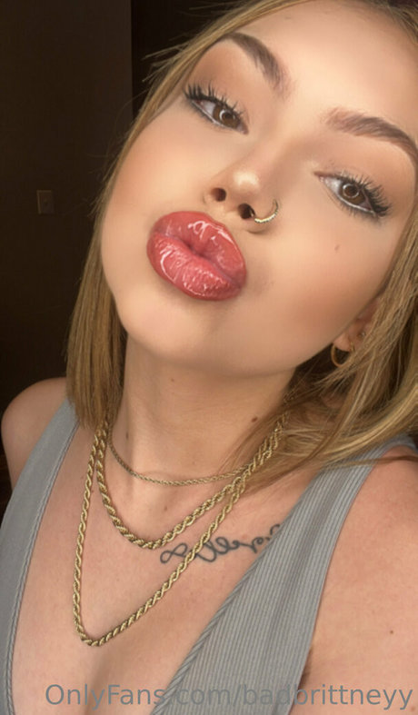 badbrittneyy ヌードモデル 写真
