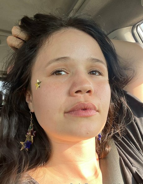 kae yli スター xxx 写真