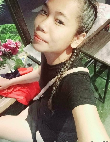 ティーンヌードOnlyFans 無料セックス 画像