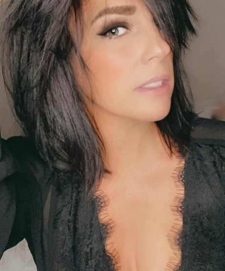 Darnell Ashbury 美しいモデル ギャラリー