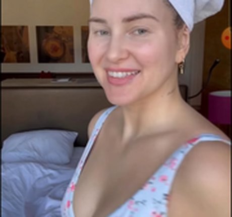 裸の写真 OnlyFans 素敵 ギャラリー