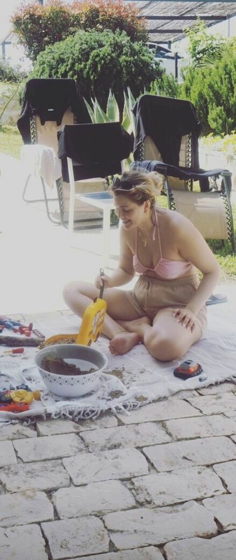 レズビアン ストラップオン OnlyFans セックス アーカイブ