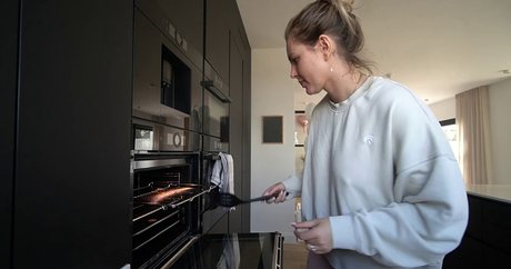 asmrスパイonlyfans セックス 画像