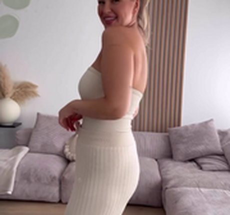 Maren Wolf 裸の女優 画像