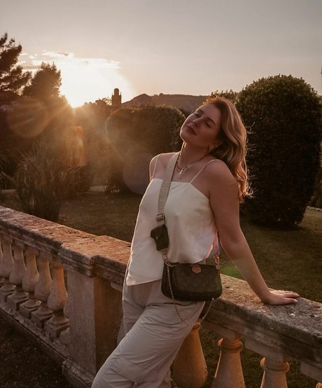 Maren Wolf アート女優 画像