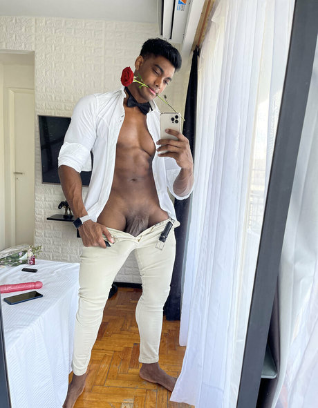 imroger free 独占女優 ギャラリー