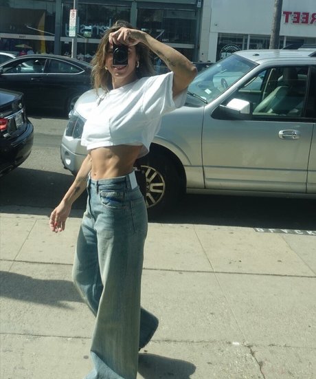 フランスのアナルOnlyFans セクシーヌード 画像