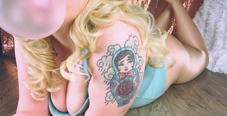 ぽっちゃりエモOnlyFans アートポルノ 画像