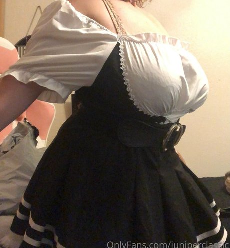 金髪の小柄なOnlyFans セクシー裸 写真