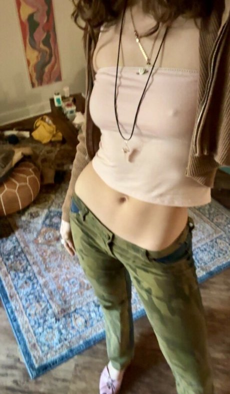 曲線美のティーンズOnlyFans ホット 画像