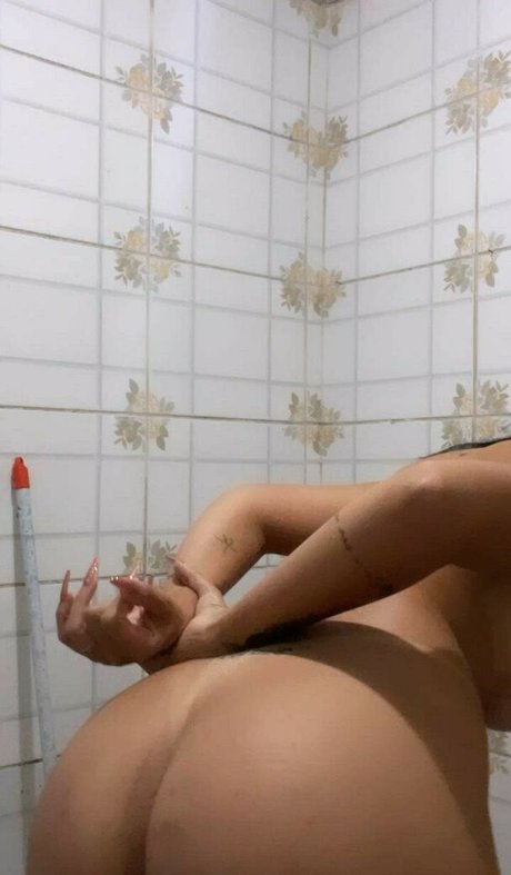 Leticia Silveiro かわいいポルノスター 写真