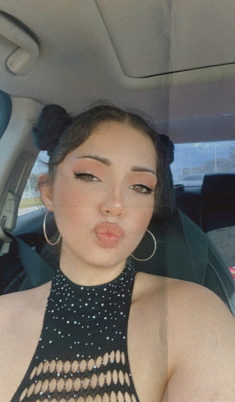 大きなお尻のマンコOnlyFans 無料セクシー 画像