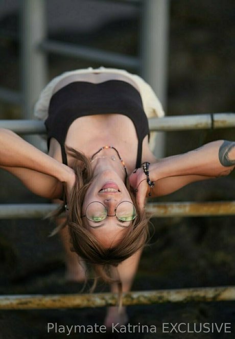 playmatekatrina xxxポルノスター 画像