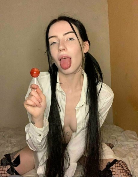 デカ尻ジーンズ OnlyFans トップ 写真