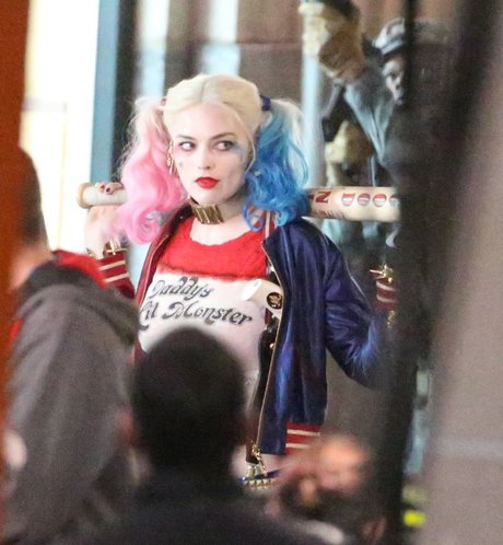 DMV オンリーファン アートポルノ 写真