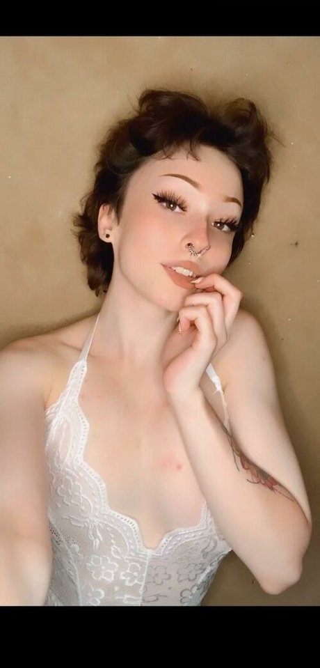 ニューハーフ巨乳OnlyFans 美しい 写真