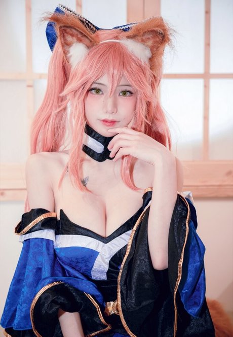 ティーングラスオンリーファン セクシーヌード 画像