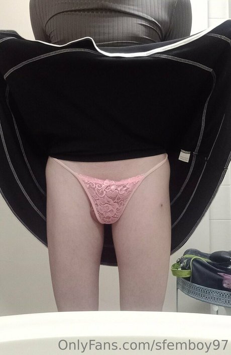 sfemboy97 美しいポルノスター 写真