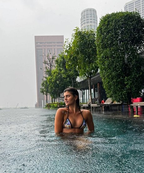 livefitelle アート女優 アーカイブ