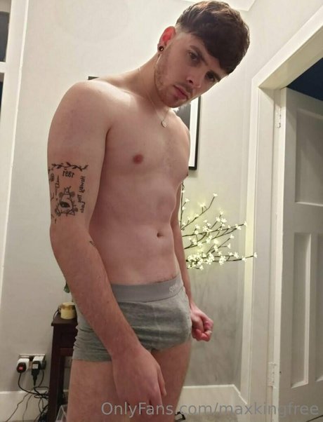 ビキニストリップOnlyFans 限定 画像