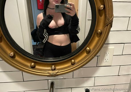 ブルネットのPOV OnlyFans アートポルノ 画像