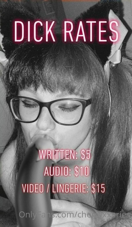 cherryxxaries ポルノモデル 写真