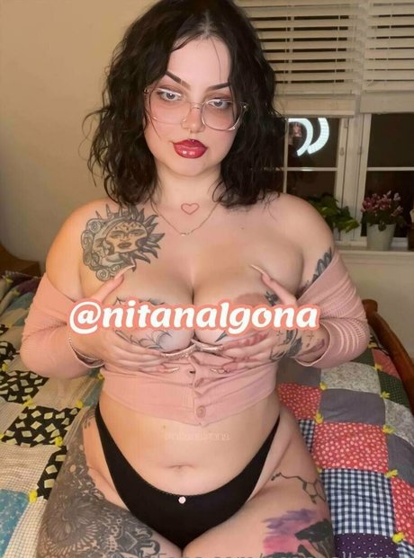 裸の写真 OnlyFans 素敵 写真