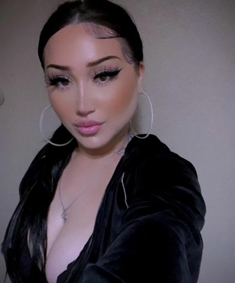 エボニートランスオンリーファンズ ホット裸 写真