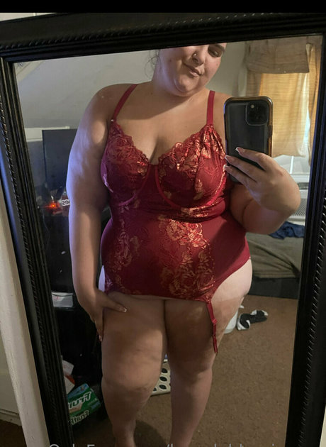 客室乗務員 OnlyFans HD 写真