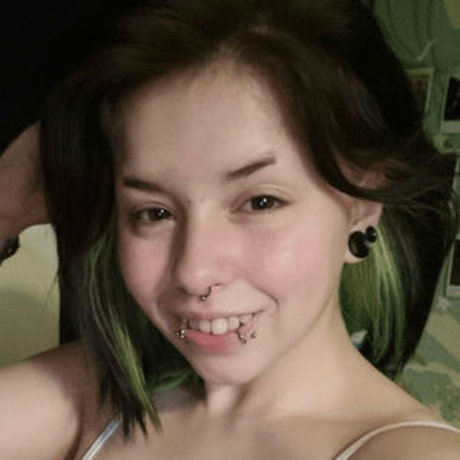 Nuka Zombo ポルノスター セクシー 写真