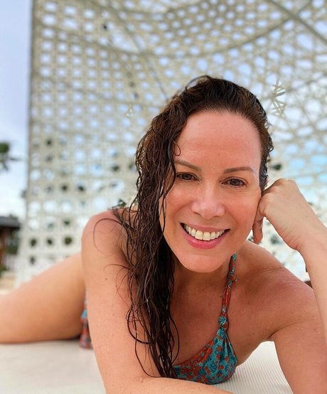 若い熟女OnlyFans アダルト 写真