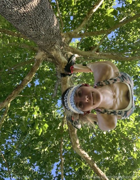 Cassie Bender 無料のスター ギャラリー