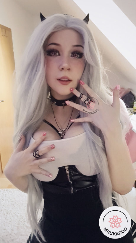 セクシーなブロンドのOnlyFans アートポルノ ギャラリー