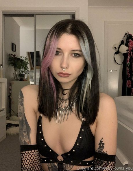 Rubyhexx アダルトスター アーカイブ