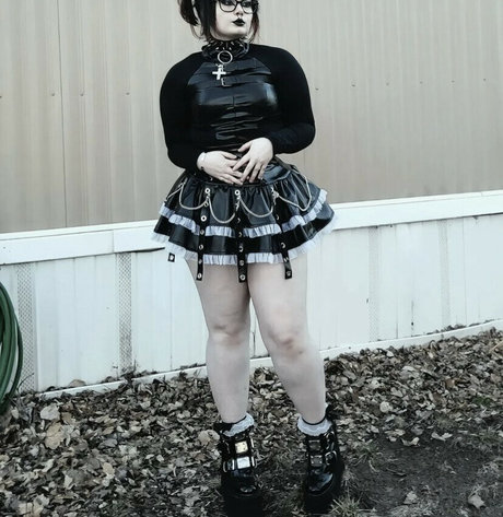 Goffbabi ヌードモデル 写真