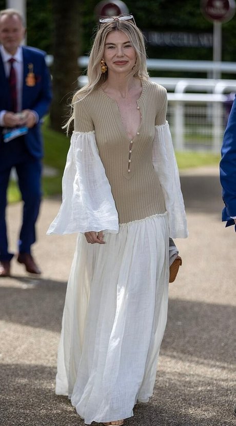 双子のOnlyFans アート裸 写真