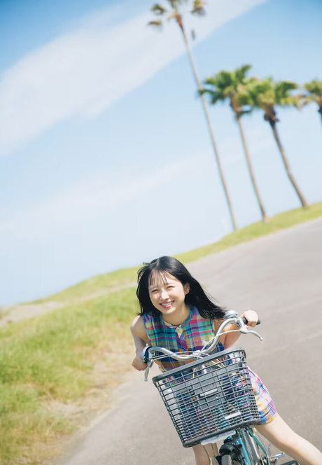 Kamimura Hinano ヌードモデル 写真