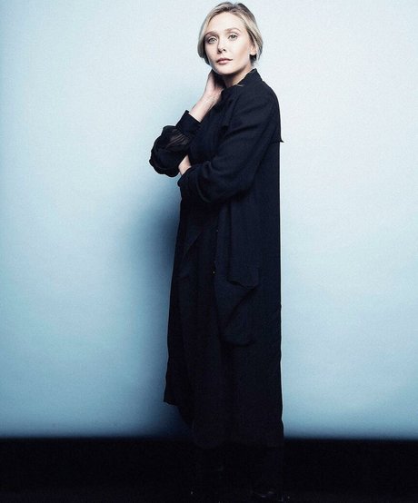 Elizabeth Olsen アートスター 写真