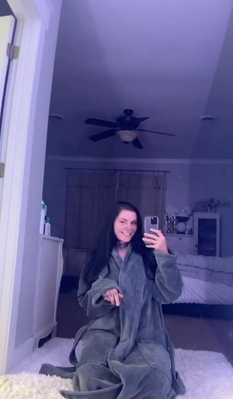 ニューハーフ ドミナトリックス OnlyFans ホット裸 ギャラリー