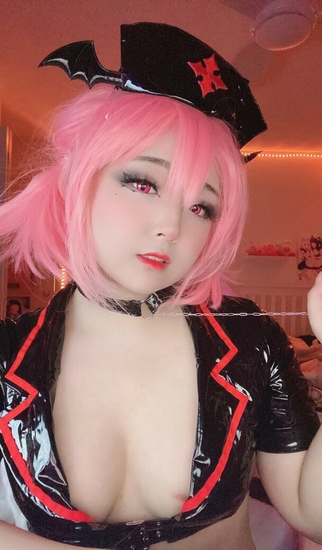 18歳のOnlyFans ホットヌード 画像