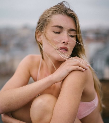 ニューハーフ巨乳OnlyFans 素敵 画像