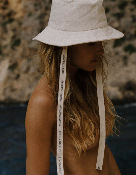 Oceane Le Ny ポルノスター ホット 写真