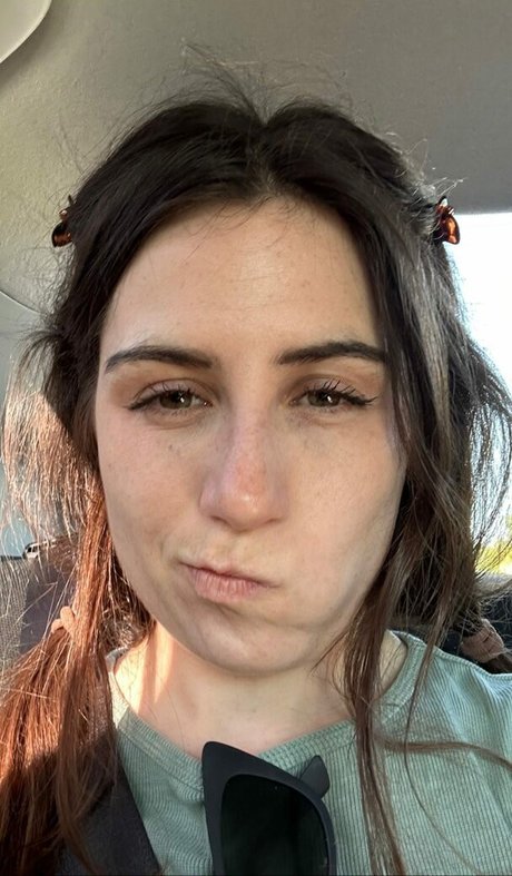 セクシーなブロンドのOnlyFans ポルノ 画像