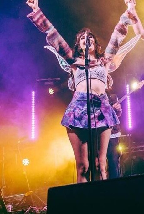 裸のプリンセスOnlyFans 美しいヌード ギャラリー