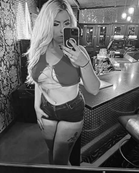 Lexus Green Oasis かわいいモデル 写真