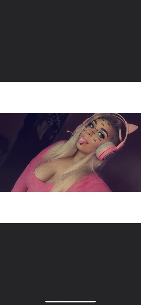 Lexi Moanz ポルノスター エロティック 写真