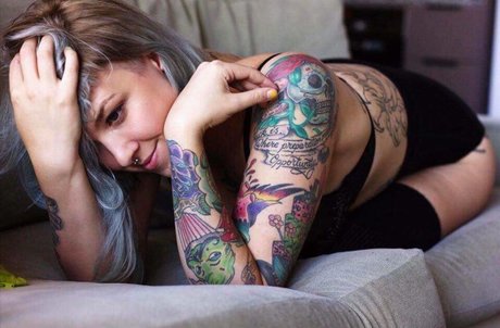 Lena Loving ヌードスター 写真