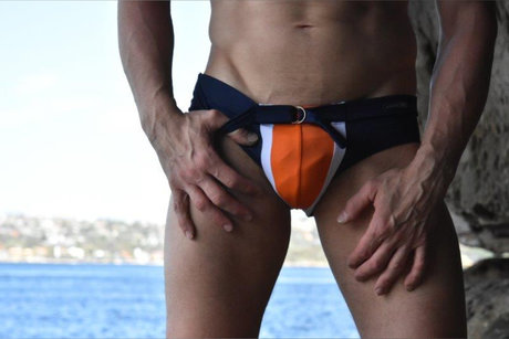 Naked in Nature ヌード女優 写真