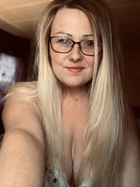 LayaD ホットなモデル 画像