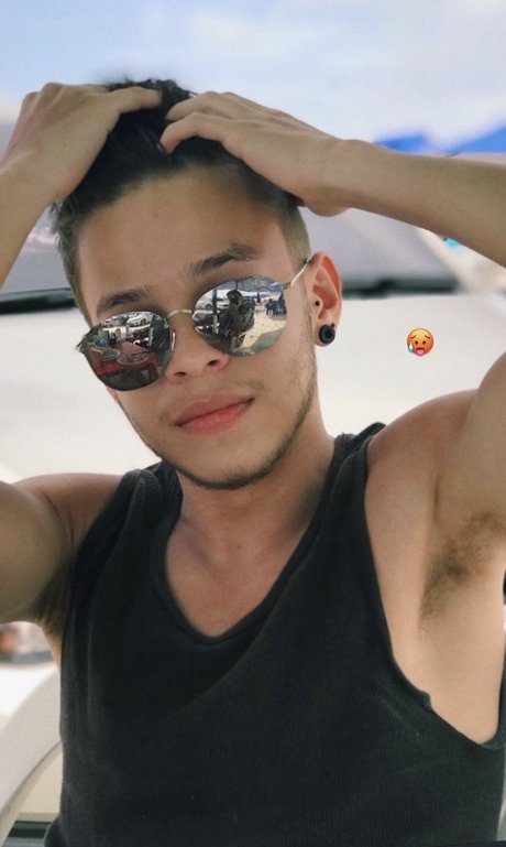 小人エボニーOnlyFans 無料セックス 写真